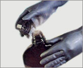Neporene Rubber Hand Gloves